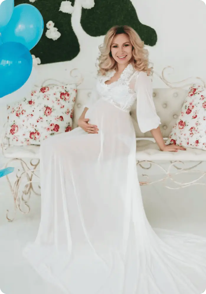 femme enceinte pendant un gender reveal